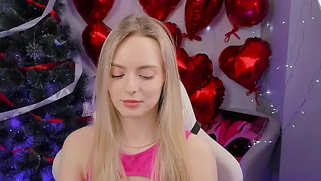 Snapshot of JuliaBrewwer chatting on February 2026 02:57:02 PM JuliaBrewwer online show from February 2026 02:57:02 PM