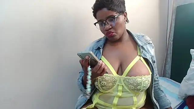 Snapshot of ChubbyBitch26 chatting on July 2026 02:11:01 PM ChubbyBitch26 online show from July 2026 02:11:01 PM
