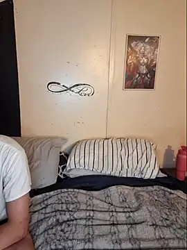 Shy Naughty Girl online show from October 2025 04:33:01 AM