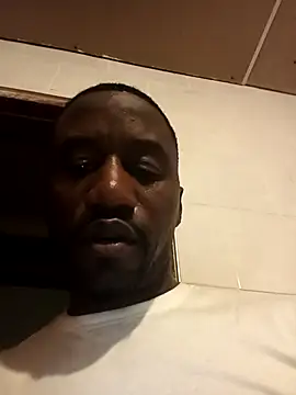 Snapshot of Thasdwn23 chatting on November 2025 06:07:01 PM Thasdwn23 online show from November 2025 06:07:01 PM