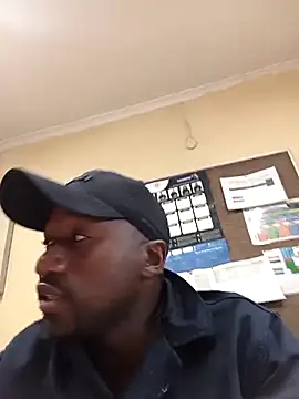 Snapshot of Thasdwn23 chatting on November 2025 02:28:02 PM Thasdwn23 online show from November 2025 02:28:02 PM