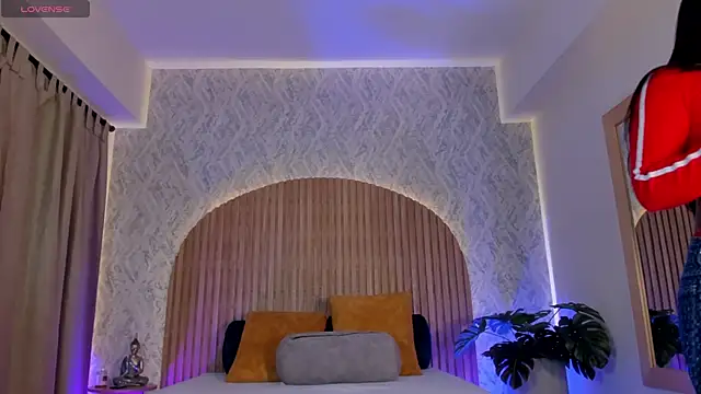 dana hazze online show from February 2026 08:21:01 PM