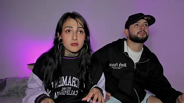 lola n apolo online show from October 2025 12:32:02 AM