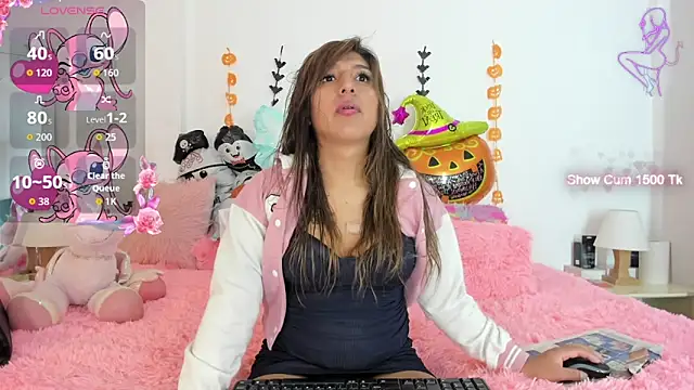 Snapshot of Ariana-Fernandez chatting on October 2025 12:37:02 PM Ariana-Fernandez online show from October 2025 12:37:02 PM