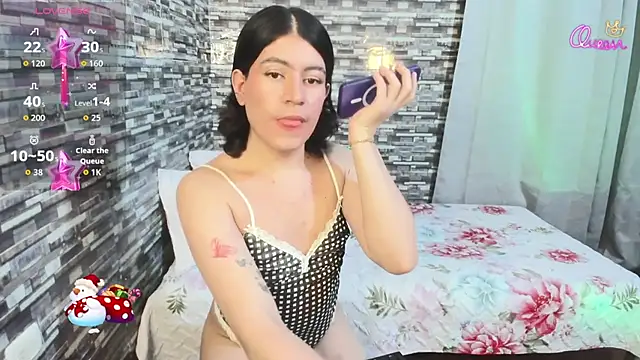 xxxEmmaxx online show from December 2025 02:28:02 AM