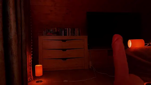 Snapshot of Crucio chatting on February 2026 09:30:02 AM Crucio online show from February 2026 09:30:02 AM