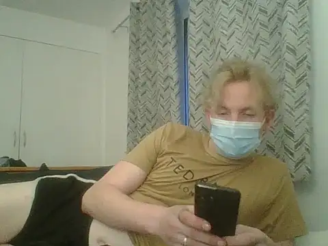 billienomates online show from September 2025 05:20:02 AM