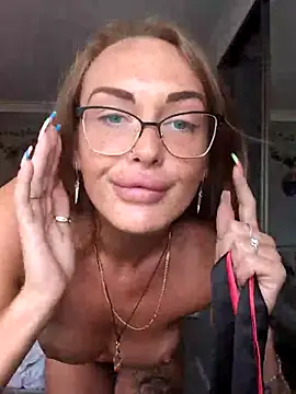 Snapshot of Danciaxx chatting on June 2026 11:12:02 AM Danciaxx online show from June 2026 11:12:02 AM