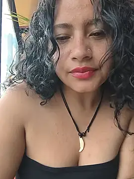 Snapshot of Yaya_watson chatting on July 2026 07:27:02 PM Yaya watson online show from July 2026 07:27:02 PM