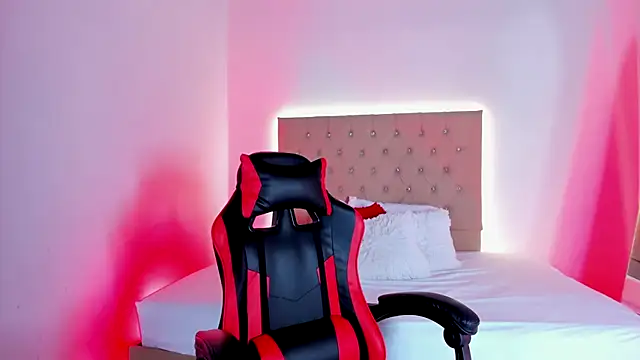 Zafiro  Brown online show from October 2025 11:33:02 AM