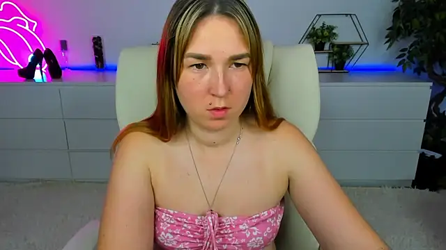 Sofii darling online show from November 2025 05:35:02 PM