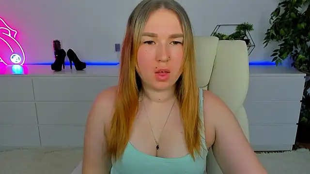 Snapshot of Sofii_darling chatting on March 2026 05:42:02 PM Sofii darling online show from March 2026 05:42:02 PM