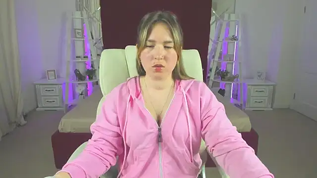 Snapshot of Sofii_darling chatting on March 2026 05:38:01 PM Sofii darling online show from March 2026 05:38:01 PM