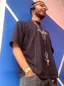 malek xarx  online show from January 2026 01:48:01 PM