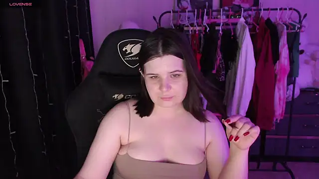 Snapshot of AmyVibess chatting on July 2026 06:10:01 PM AmyVibess online show from July 2026 06:10:01 PM