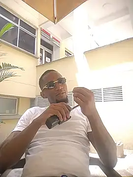 Snapshot of Jhoan_Simply chatting on July 2026 04:58:02 PM Jhoan Simply online show from July 2026 04:58:02 PM