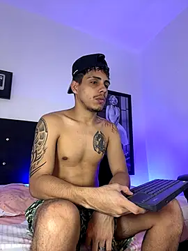 Luke Stone online show from November 2025 09:14:01 PM