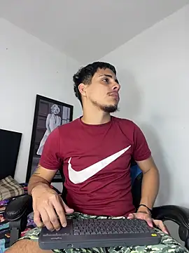 Luke Stone online show from April 2026 08:44:02 PM