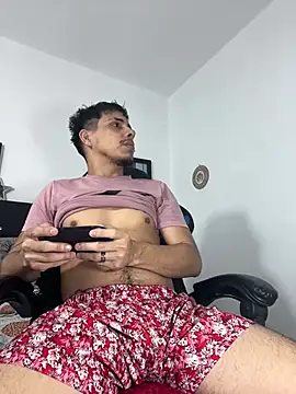 Snapshot of Luke_Stone chatting on May 2026 01:56:02 AM Luke Stone online show from May 2026 01:56:02 AM