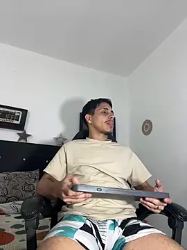 Snapshot of Luke_Stone chatting on May 2026 08:28:01 PM Luke Stone online show from May 2026 08:28:01 PM