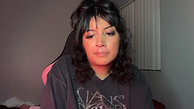 pressuremami online show from September 2025 04:13:02 AM