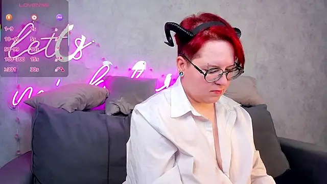 Michelle Wilsson online show from November 2025 06:49:01 AM