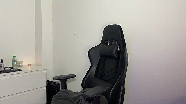 s meow online show from April 2026 11:35:02 PM