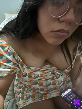 karysweetbeaury online show from April 2026 07:09:02 AM