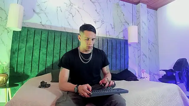 Dustin Sonne online show from February 2026 03:35:01 AM