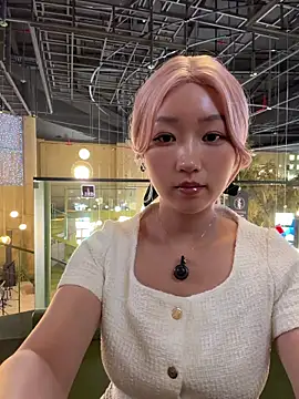 winter11 online show from November 2025 01:41:01 AM