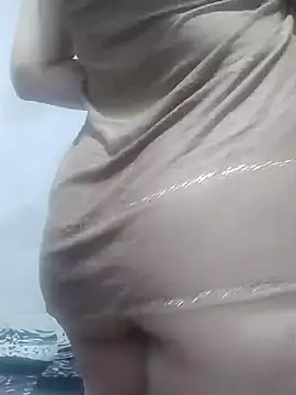 Snapshot of linakhalifa chatting on October 2025 10:07:02 PM linakhalifa online show from October 2025 10:07:02 PM