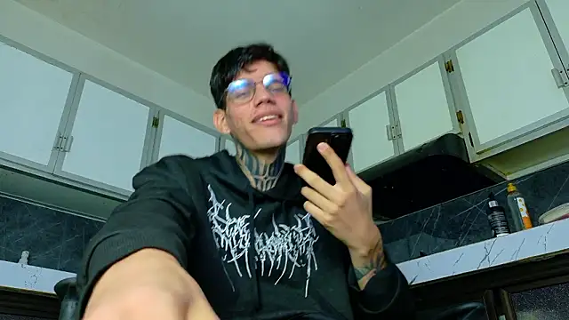 david huge online show from February 2026 03:36:02 AM