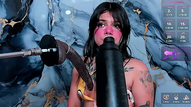 Snapshot of Emily_Evo chatting on November 2025 07:37:01 PM Emily Evo online show from November 2025 07:37:01 PM