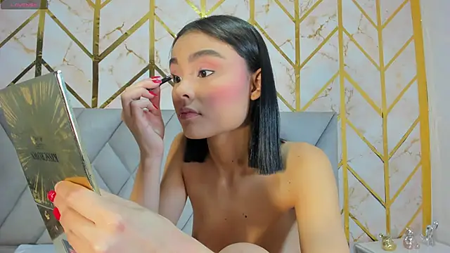 Snapshot of Cassidy_14 chatting on October 2025 07:44:02 PM Cassidy 14 online show from October 2025 07:44:02 PM