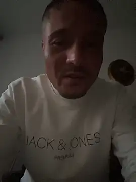 OfferedTearing online show from September 2025 05:07:02 PM