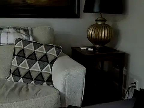 Snapshot of JulieHolliday chatting on October 2025 11:16:02 PM JulieHolliday online show from October 2025 11:16:02 PM