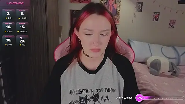 CrystalBlaze  online show from October 2025 08:47:01 PM