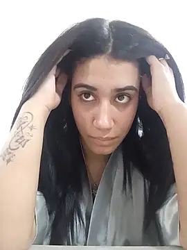 Samantha hotly online show from December 2025 02:33:01 PM