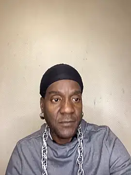 Snapshot of Kingdinyxxx chatting on October 2025 07:23:01 PM Kingdinyxxx online show from October 2025 07:23:01 PM