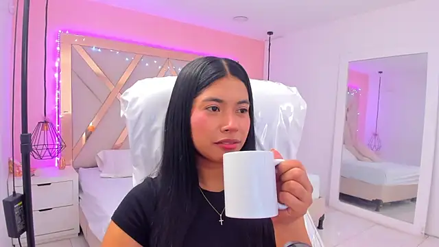 samantaa shy online show from March 2026 02:17:01 AM