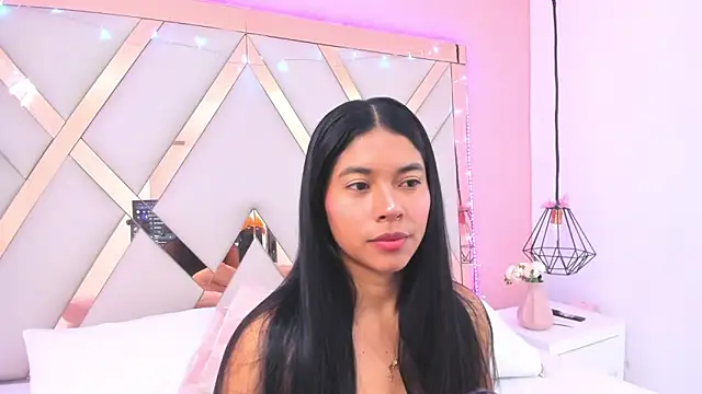 Snapshot of samantaa_shy chatting on June 2026 10:56:02 PM samantaa shy online show from June 2026 10:56:02 PM