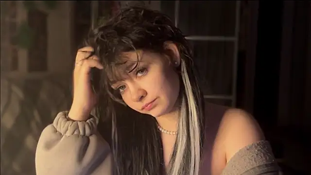 nikoli naw online show from February 2026 08:37:01 PM