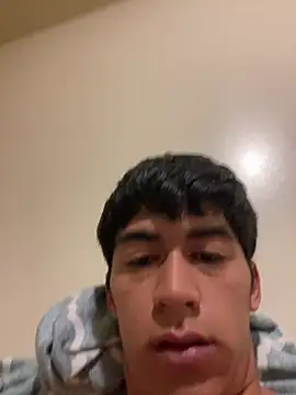 BadboyXXXMZ online show from April 2026 01:17:02 AM