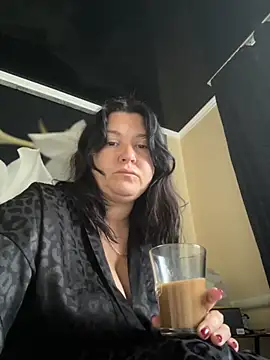 Liza Will online show from October 2025 05:49:01 AM