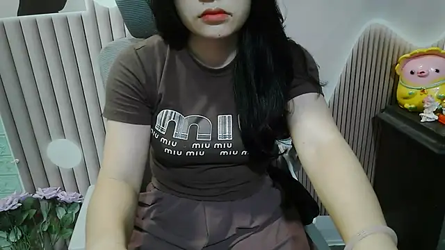 Snapshot of Emachiii chatting on October 2025 05:50:02 AM Emachiii online show from October 2025 05:50:02 AM