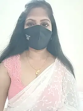Snapshot of shivani27 chatting on July 2026 04:50:02 PM shivani27 online show from July 2026 04:50:02 PM