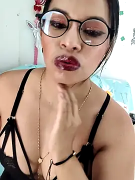 Snapshot of AntonelaMorriz chatting on April 2026 09:57:02 AM AntonelaMorriz online show from April 2026 09:57:02 AM