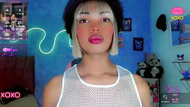 Snapshot of Aishasexy18 chatting on December 2025 10:35:02 AM Aishasexy18 online show from December 2025 10:35:02 AM