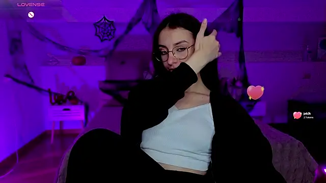 Real cutie1 online show from November 2025 08:44:01 PM