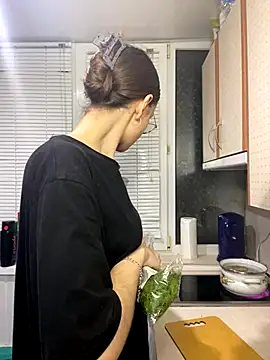 Real cutie1 online show from November 2025 08:00:01 PM